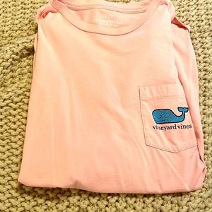 Vineyard vines tshirt